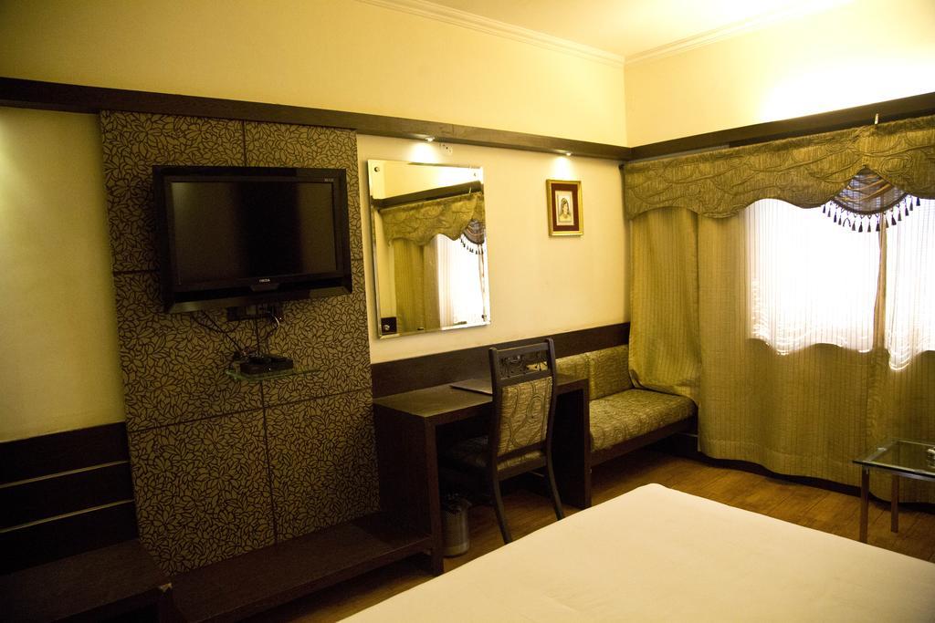 The Rajshahi Palace Hotel Indore Cameră foto